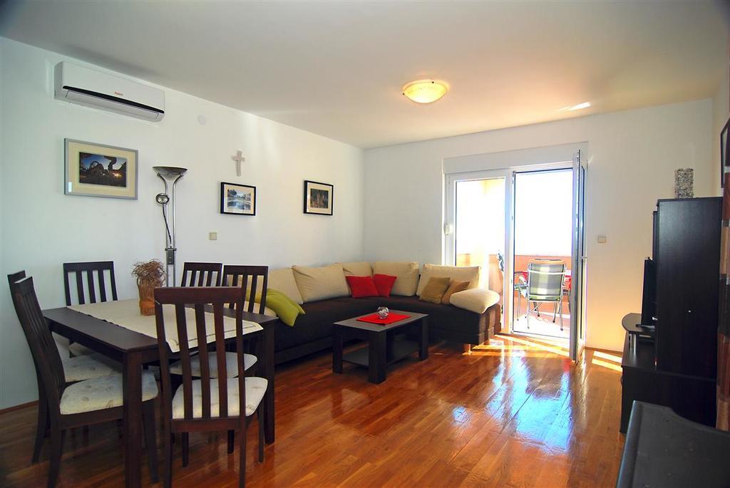 Apartment Matic Рогозница Экстерьер фото